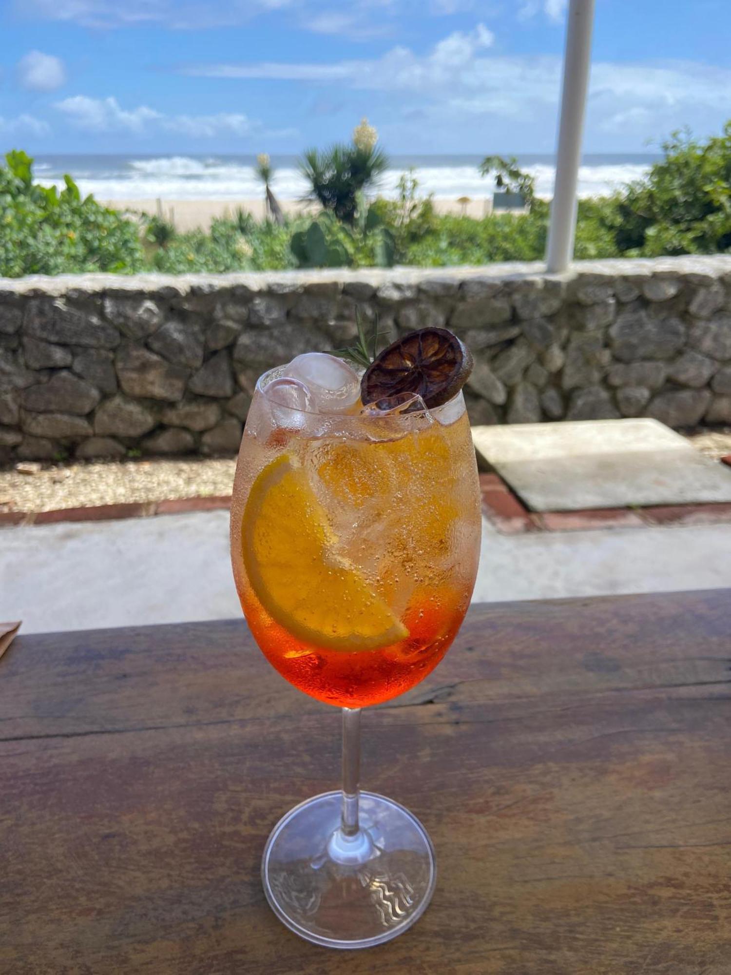 Castelhana Praia Hotel - Itauna סקווארמה מראה חיצוני תמונה